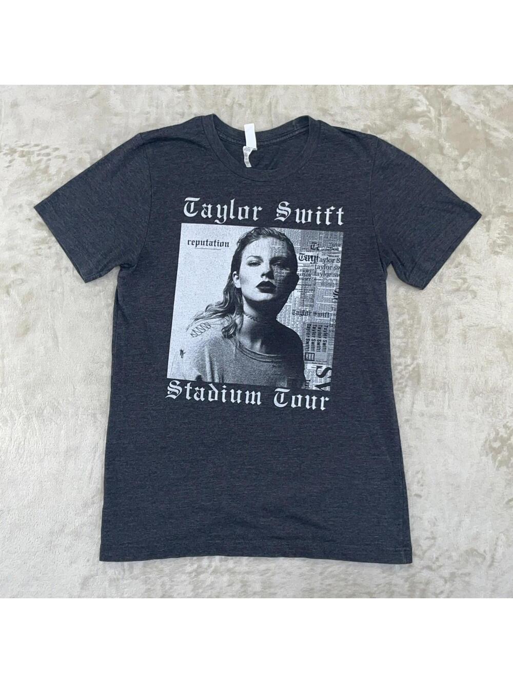 Taylor Swift Reputation 2018 Stadium Tour T-Shirt Gray Double Sided Graphic Sz S